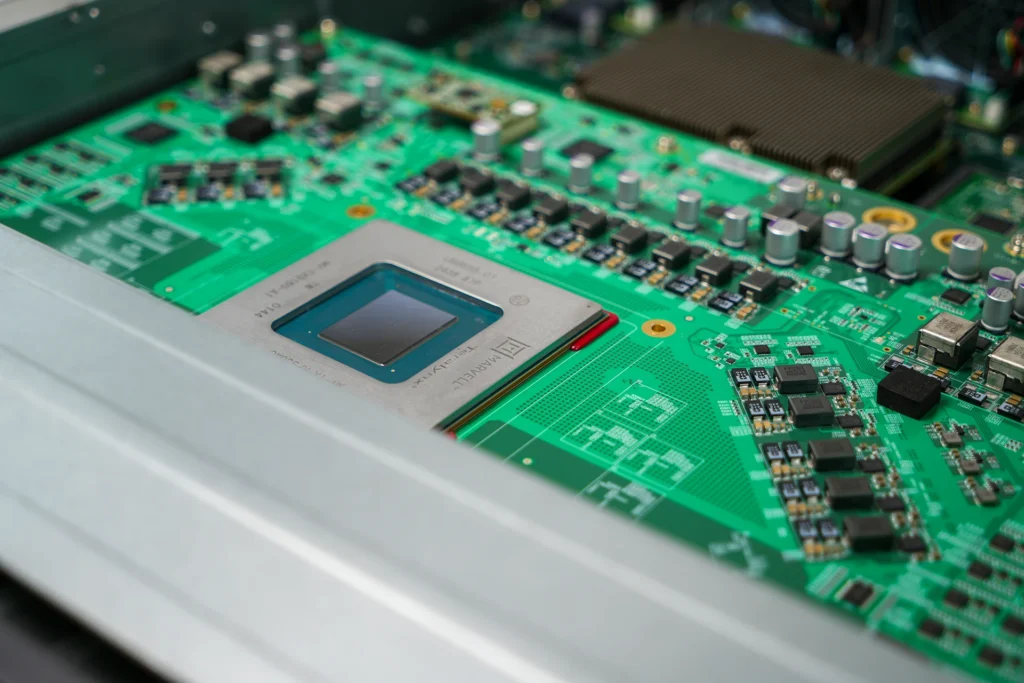 Angled power components